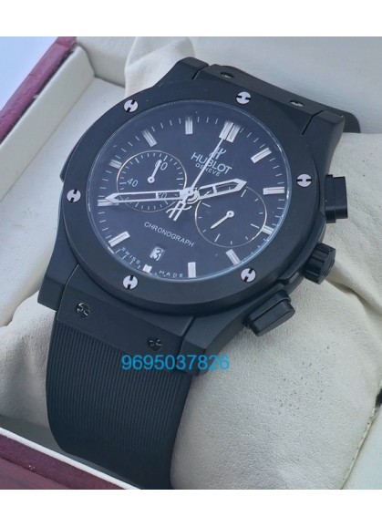 Hublot Classic Fusion Chronograph Black Rubber Strap Watch