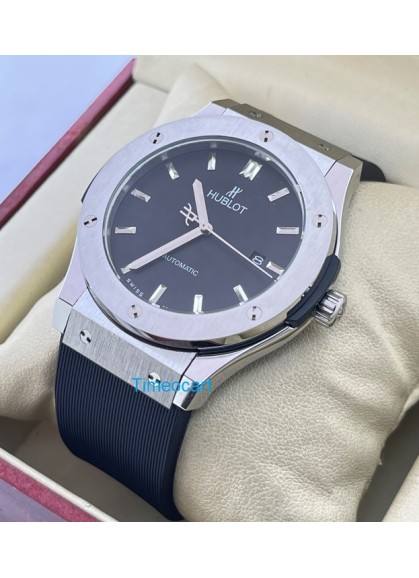 Hublot Vendom Classic Black Rubber Strap Swiss Automatic Watch