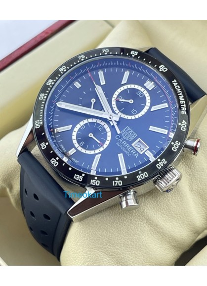 TAG HEUER CARRERA CALIBRE DATE BLACK RUBBER STRAP WATCH